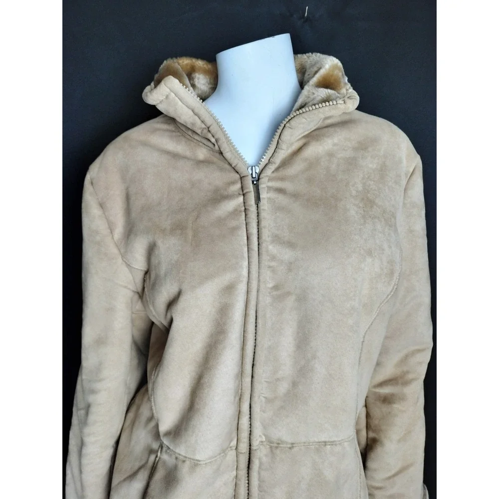 Women's LG coat faux suede fur camel brown 90's vibes warm cozy FLAW